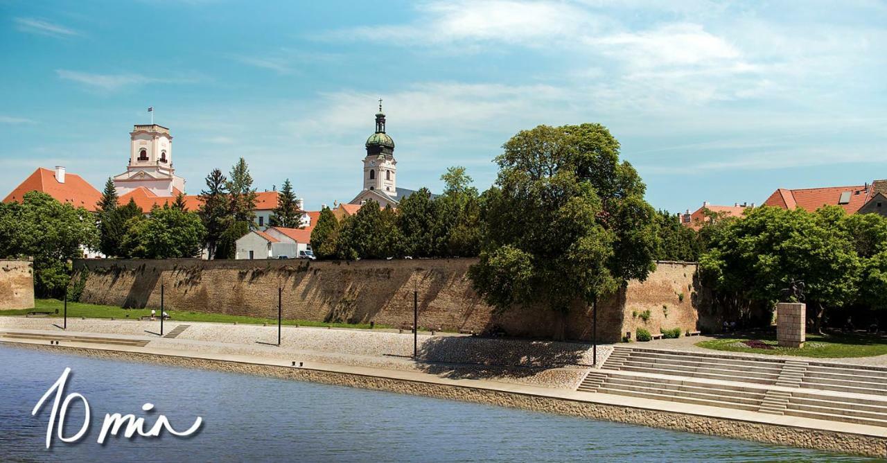 Luxury Studio 24 Győr Zewnętrze zdjęcie